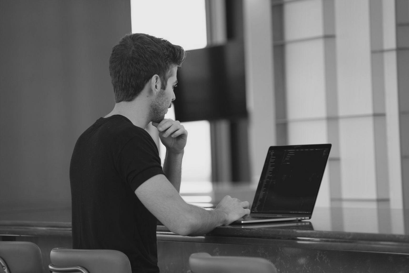 Sesión de formación presupuestaria personalizada en nuestras instalaciones